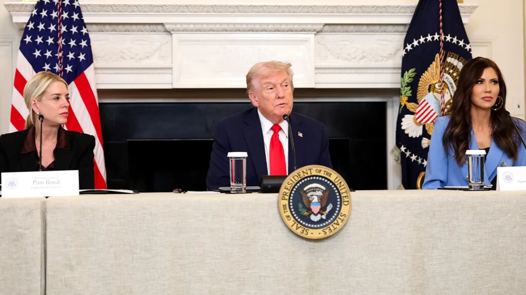 Trump to host roundtable on efforts to thwart cartels, human trafficking operations Trump to host roundtable on efforts to thwart cartels, human trafficking operations
